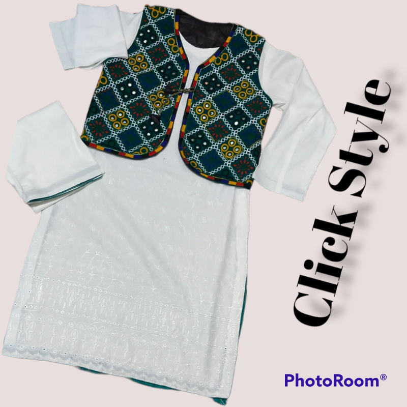 Ladies Sindhi style chicken embroidery shirt