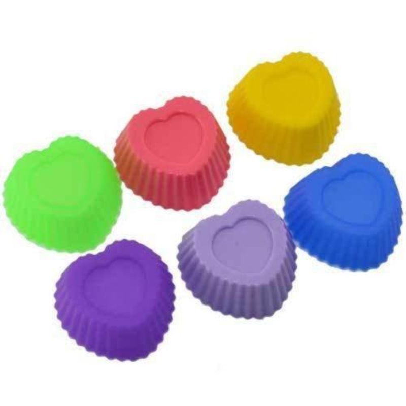06 Pcs 7cm Random Color Heart Shape Silicone Muffin Cases Cupcake Liner Bake Mold Mould