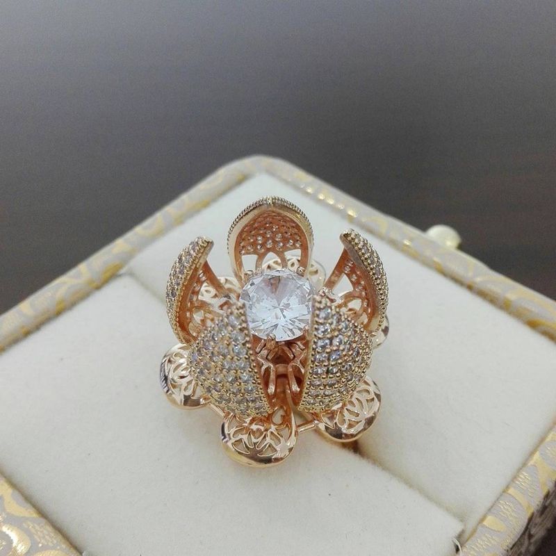 High Quality Trendy Flower Bloom Ring  Free Box & Best for Gifting to your Loved Ones