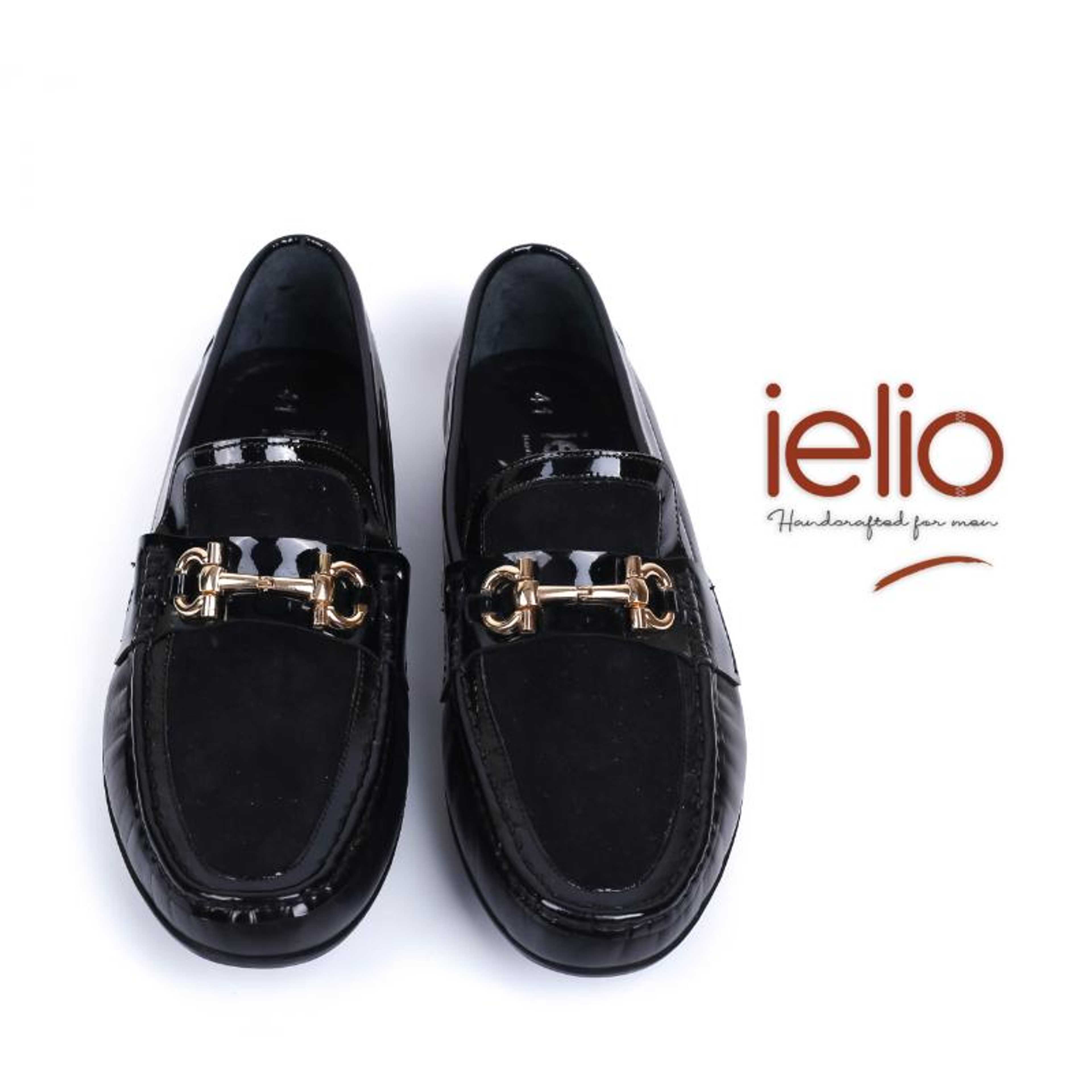 Calfskin Black Color Leather Shoes with Special Shine (MCN007) - Product Main Image