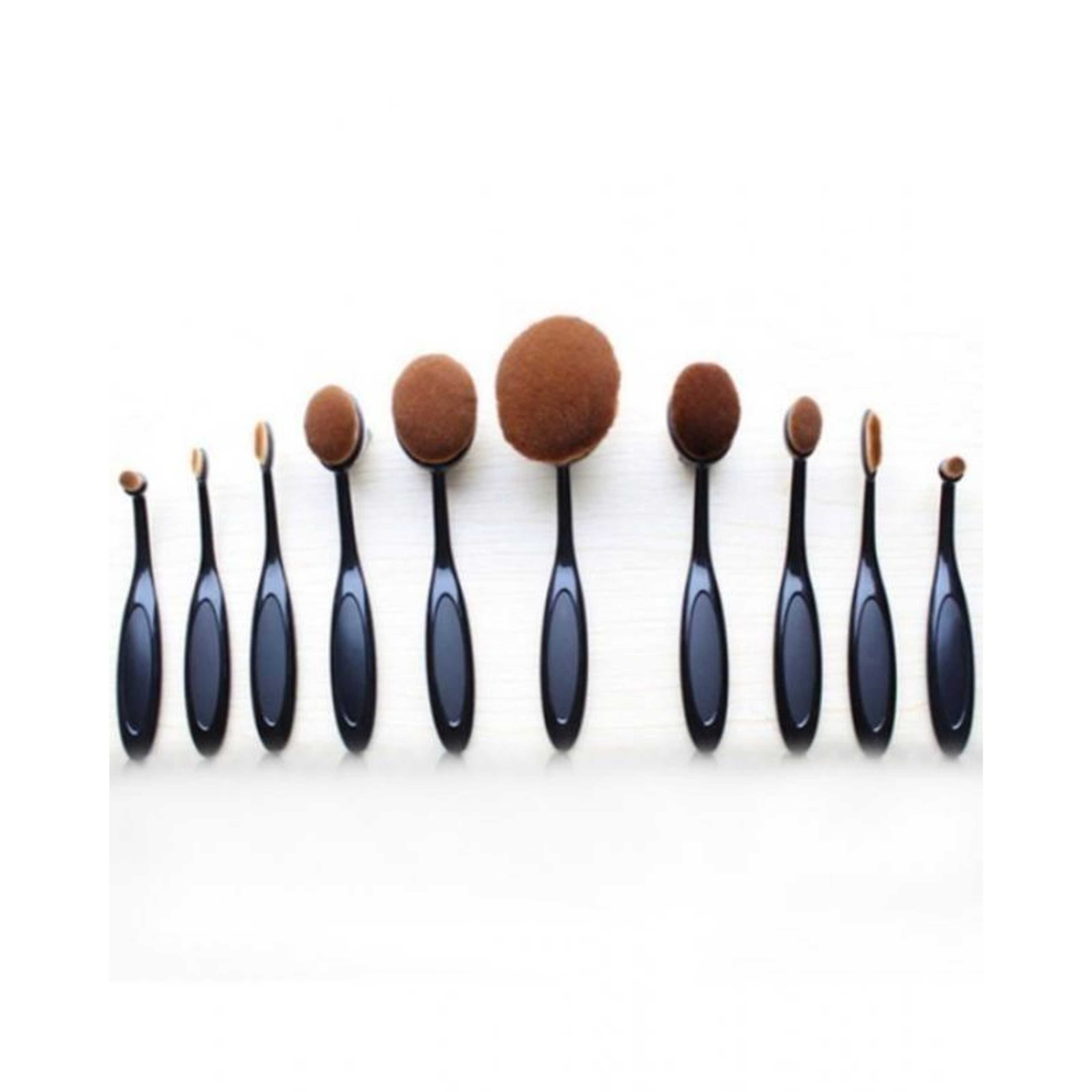 Oval Makeup Brushes - Black & Brown - Pack of 10
