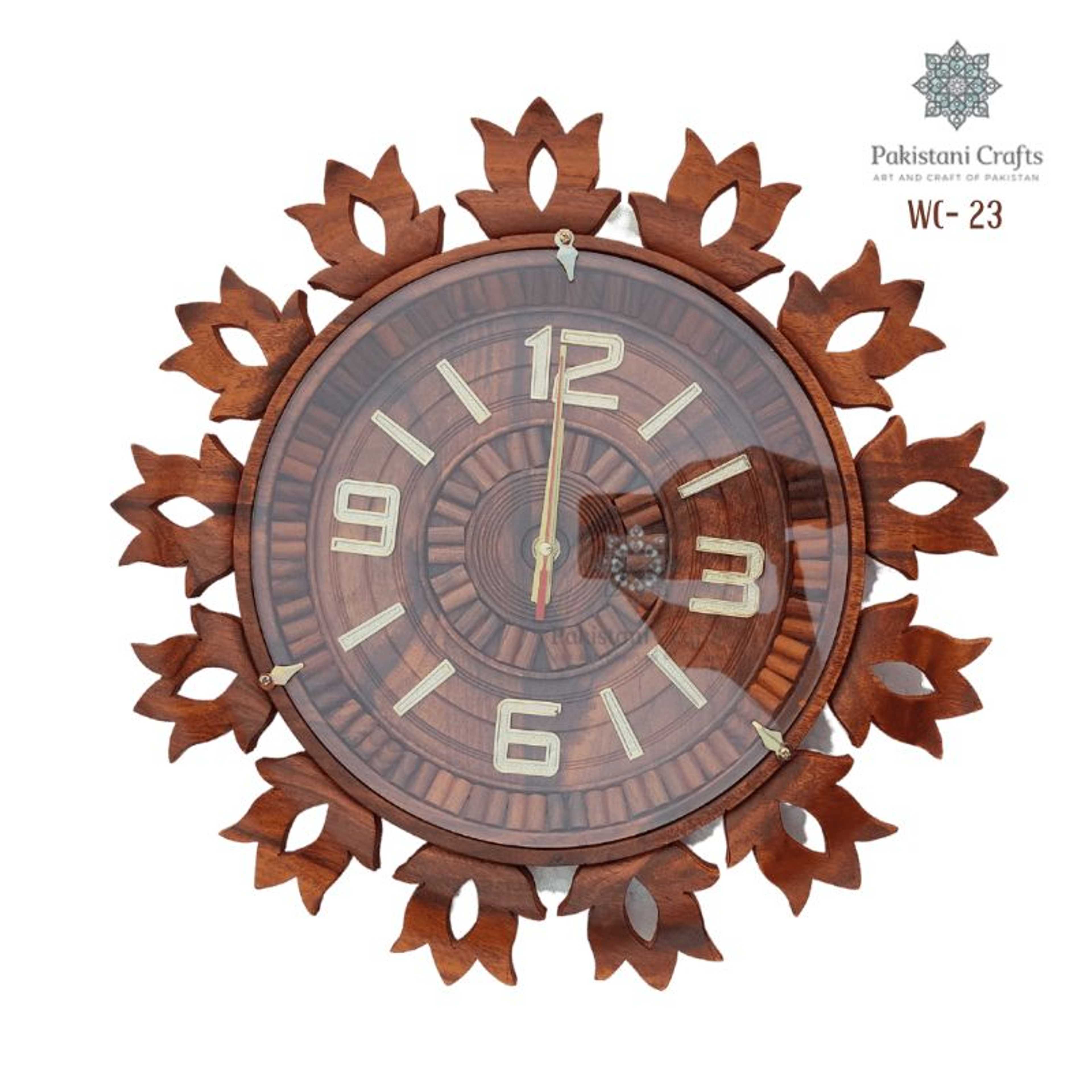 Wooden Wall Clock Traditional Flower Style 