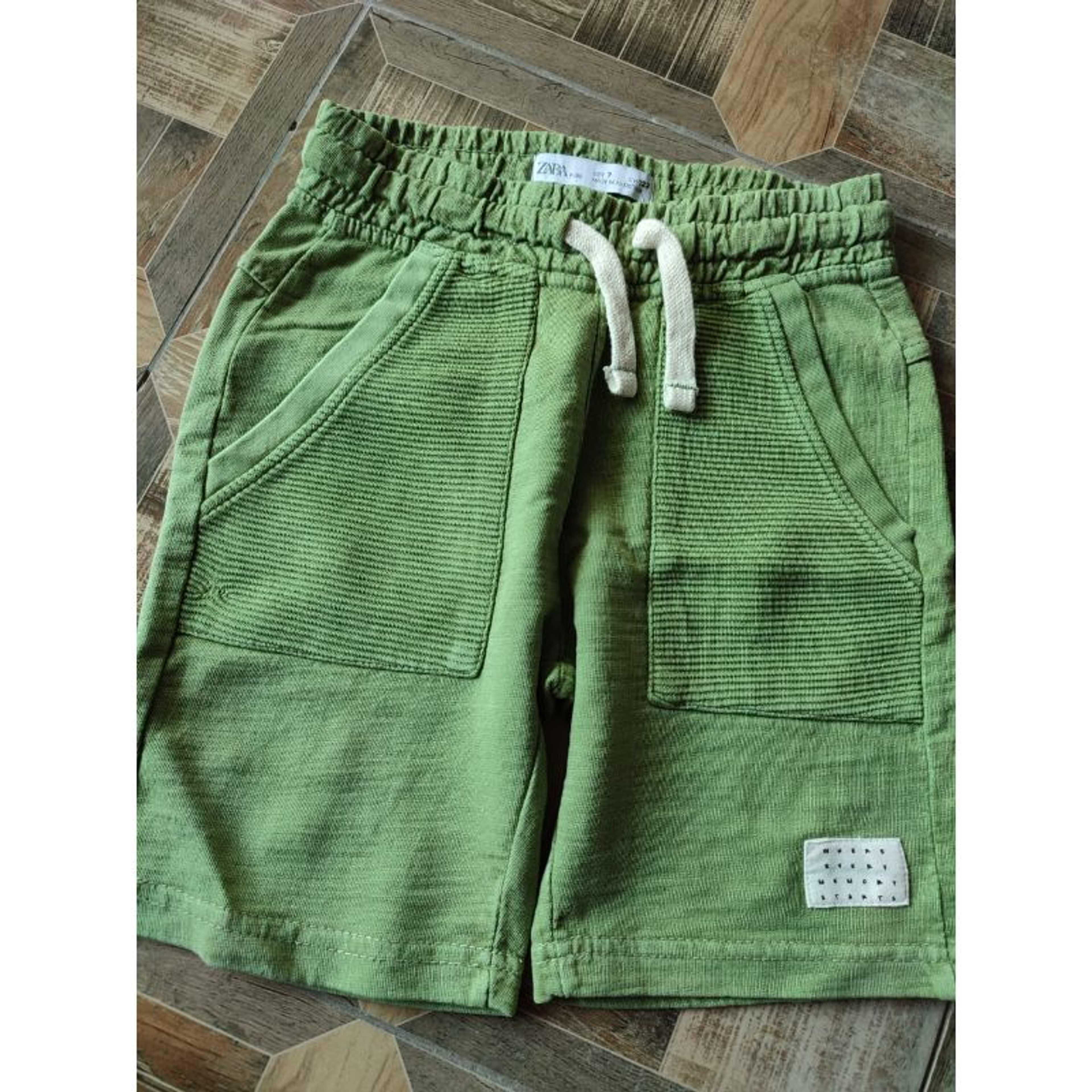 Boys shorts in green color