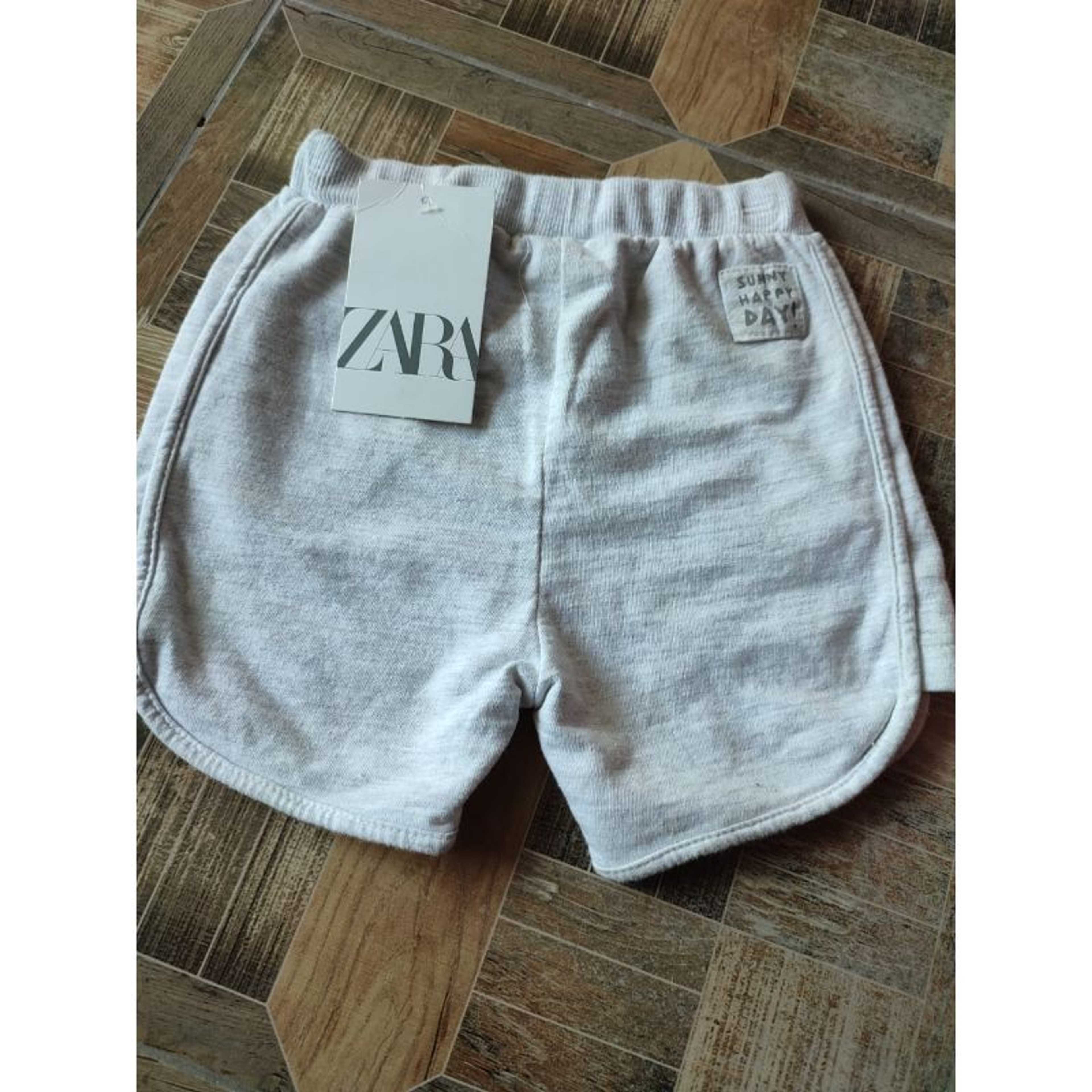 Boys shorts in White color