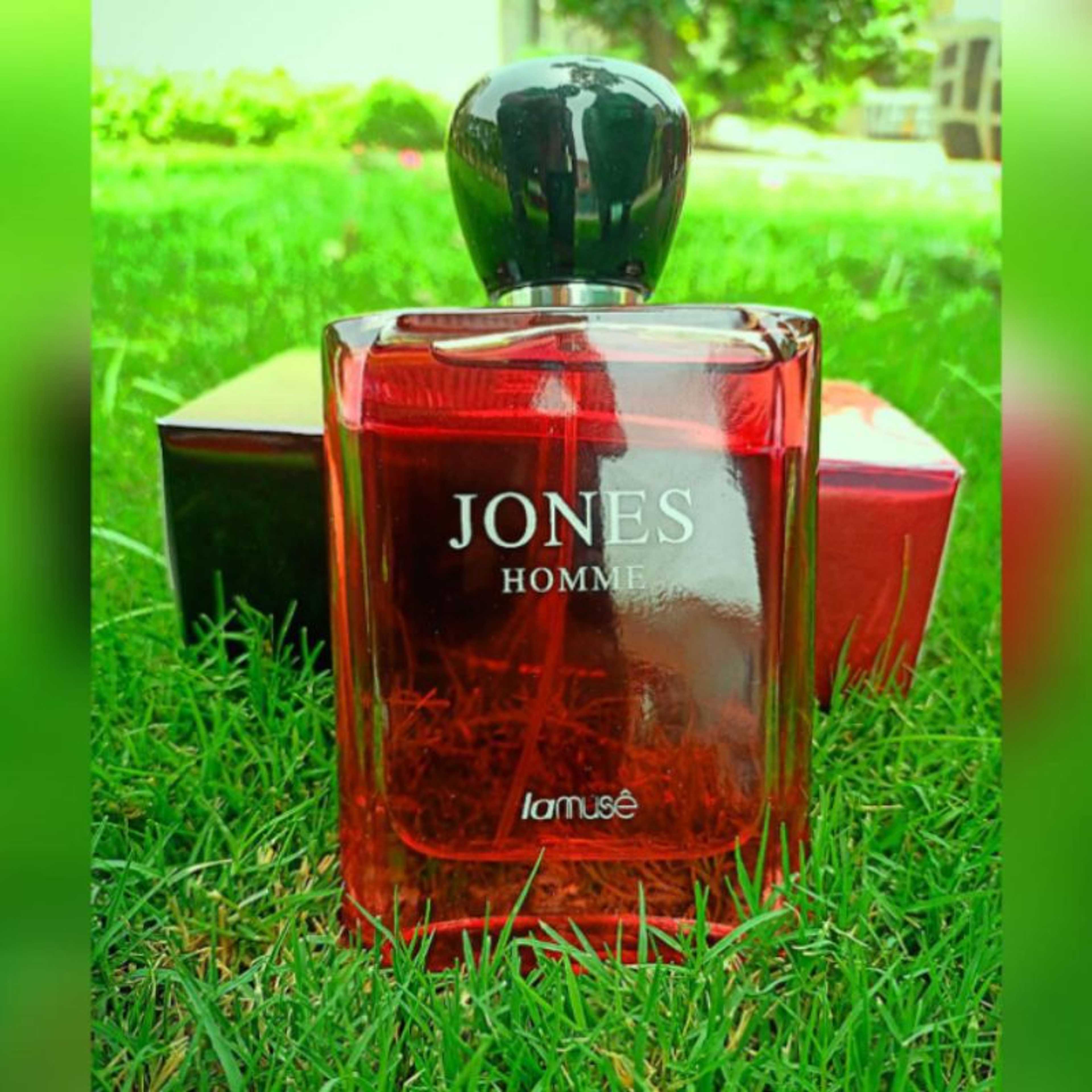 JONES HOMME