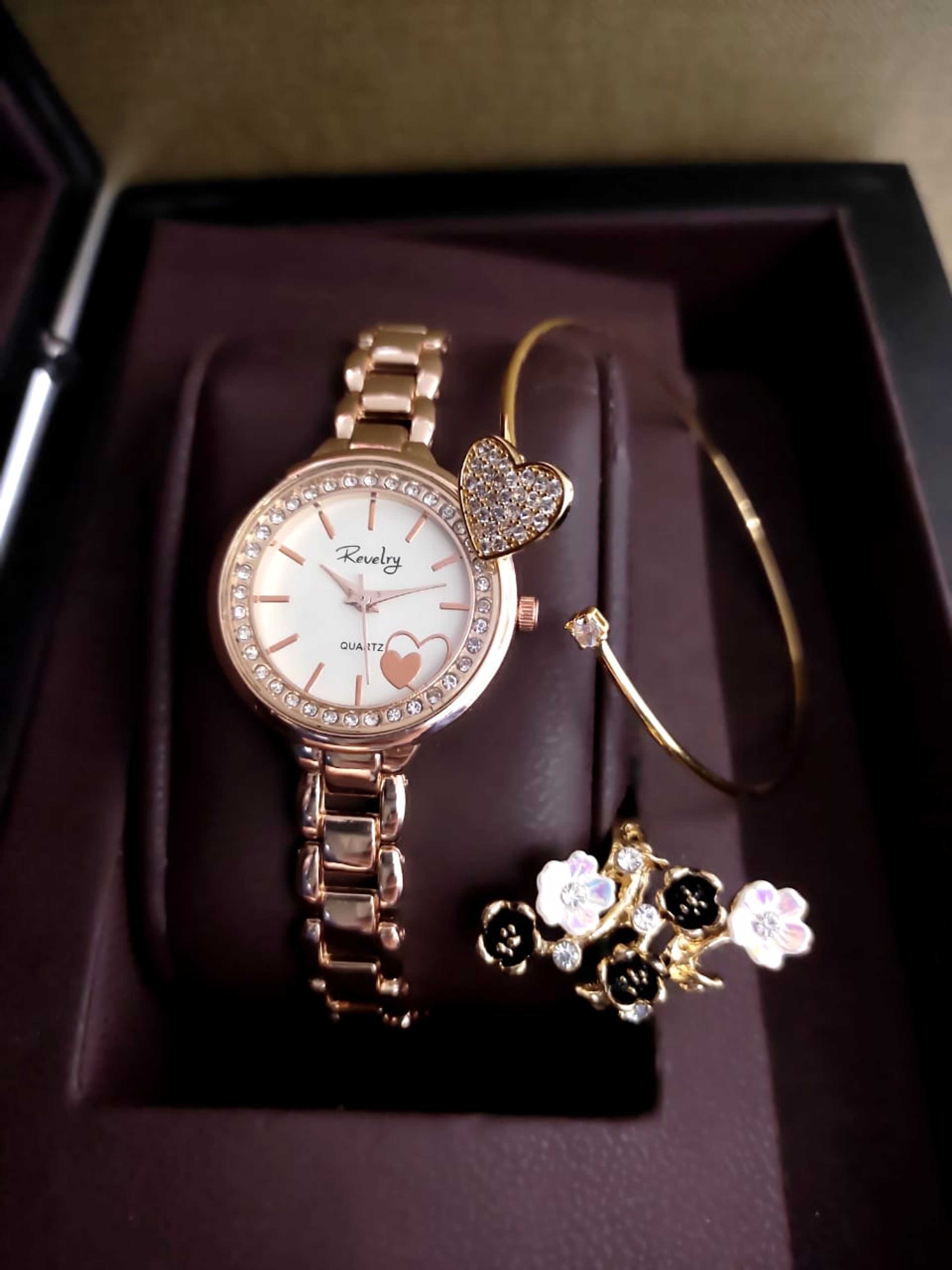 *New Model Reverly Ladies Jewwerly Watch + Spinner Bangle + Flower 🌹 Ring + High Quality Box 🎁