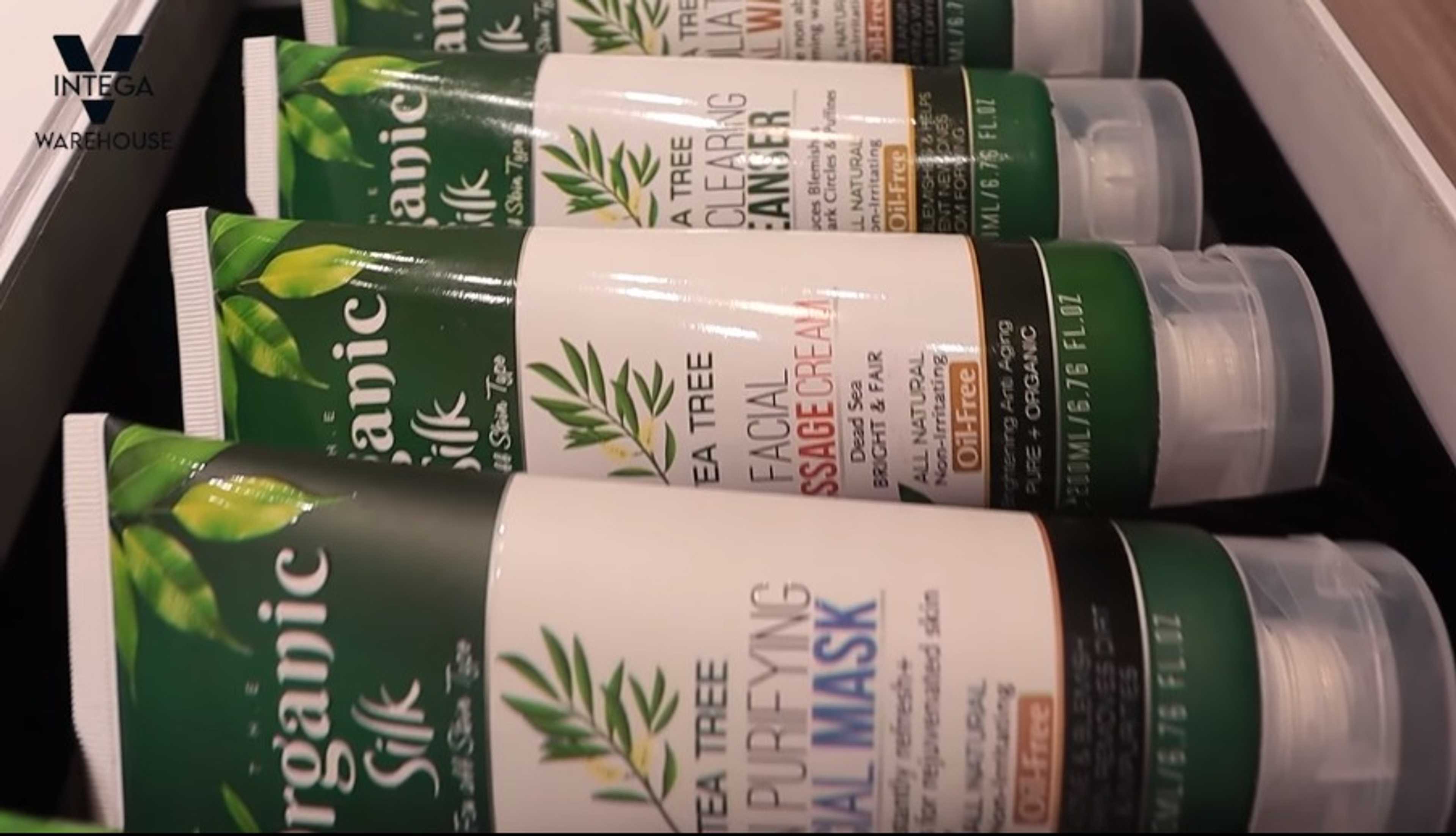 Organic Silk Tea Tree Anti Acne kit  - Product Main Image