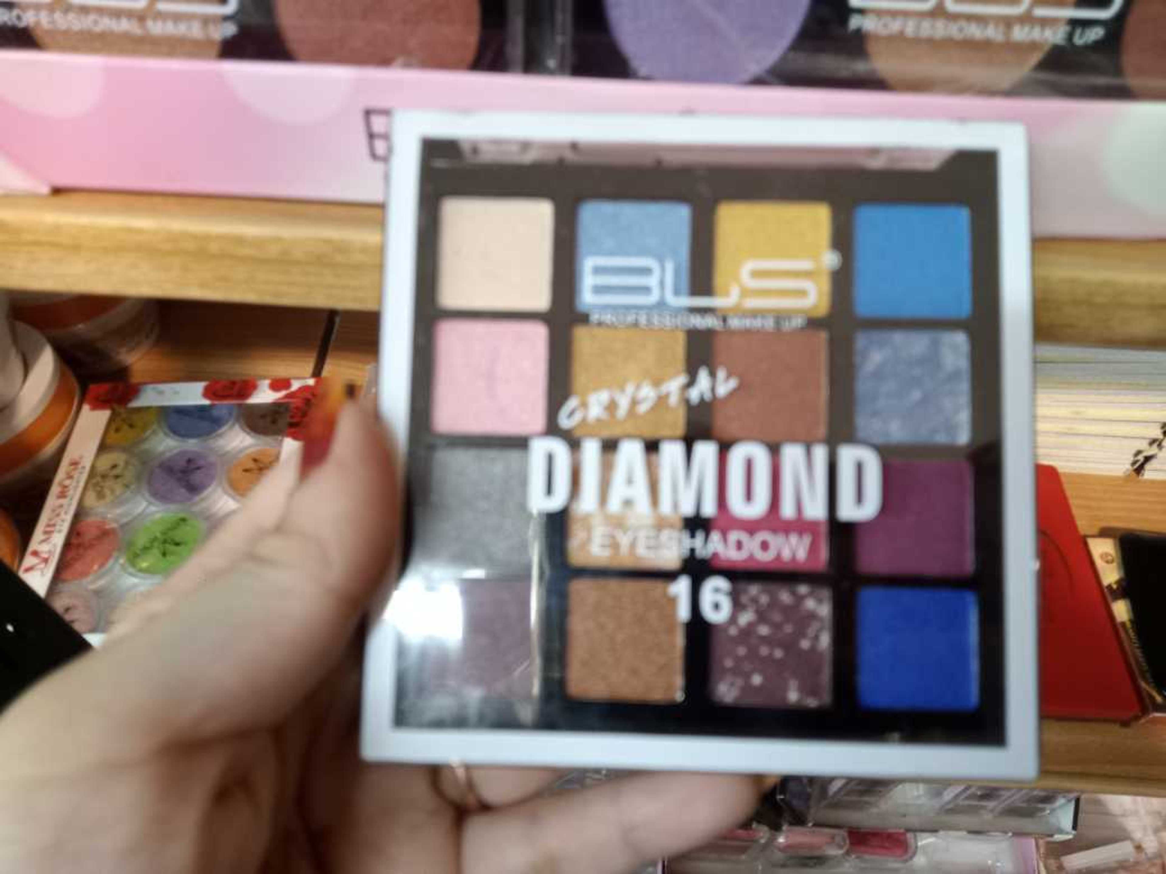 eye shadow pallette 