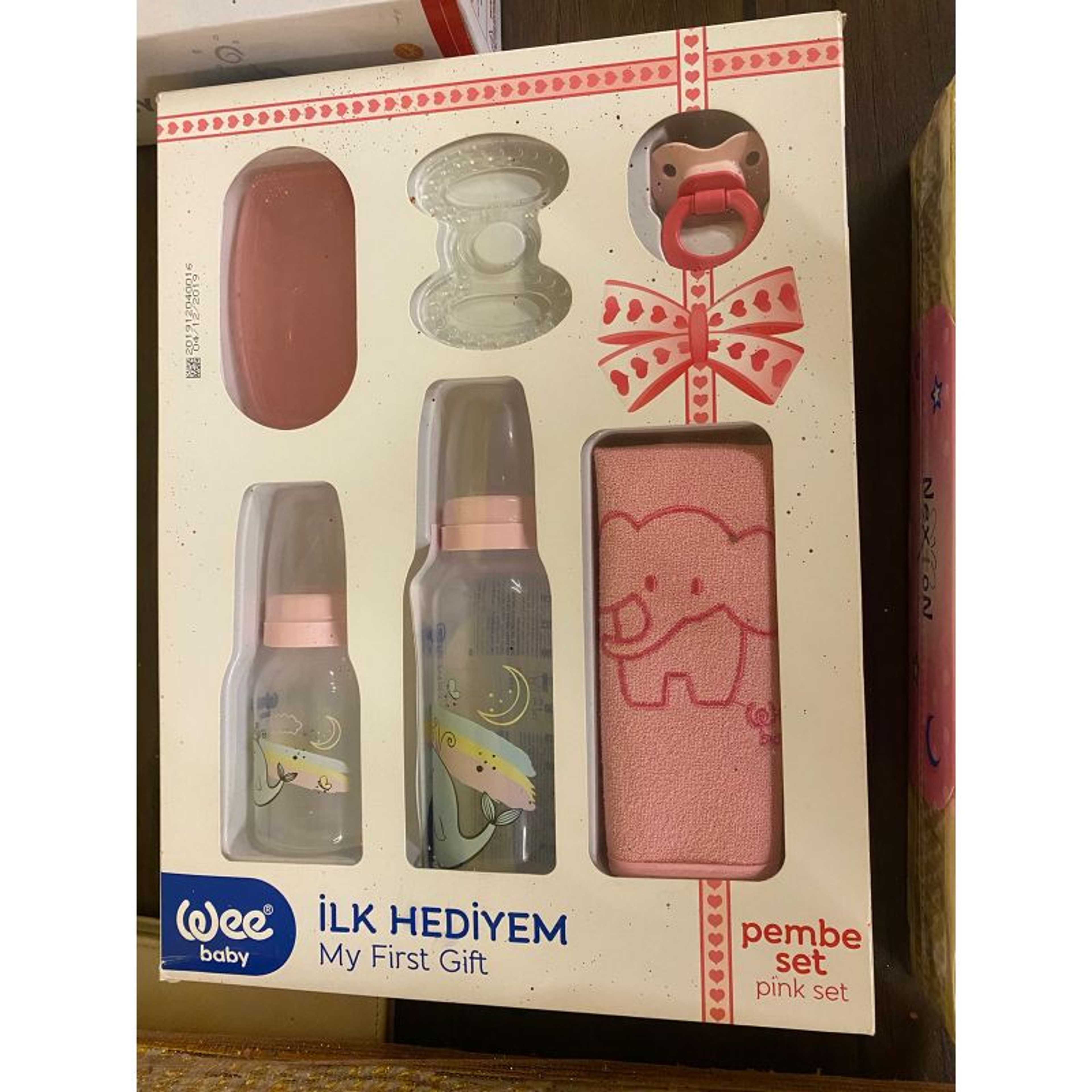 Wee Baby Gift Set - Pink Color - Product Main Image