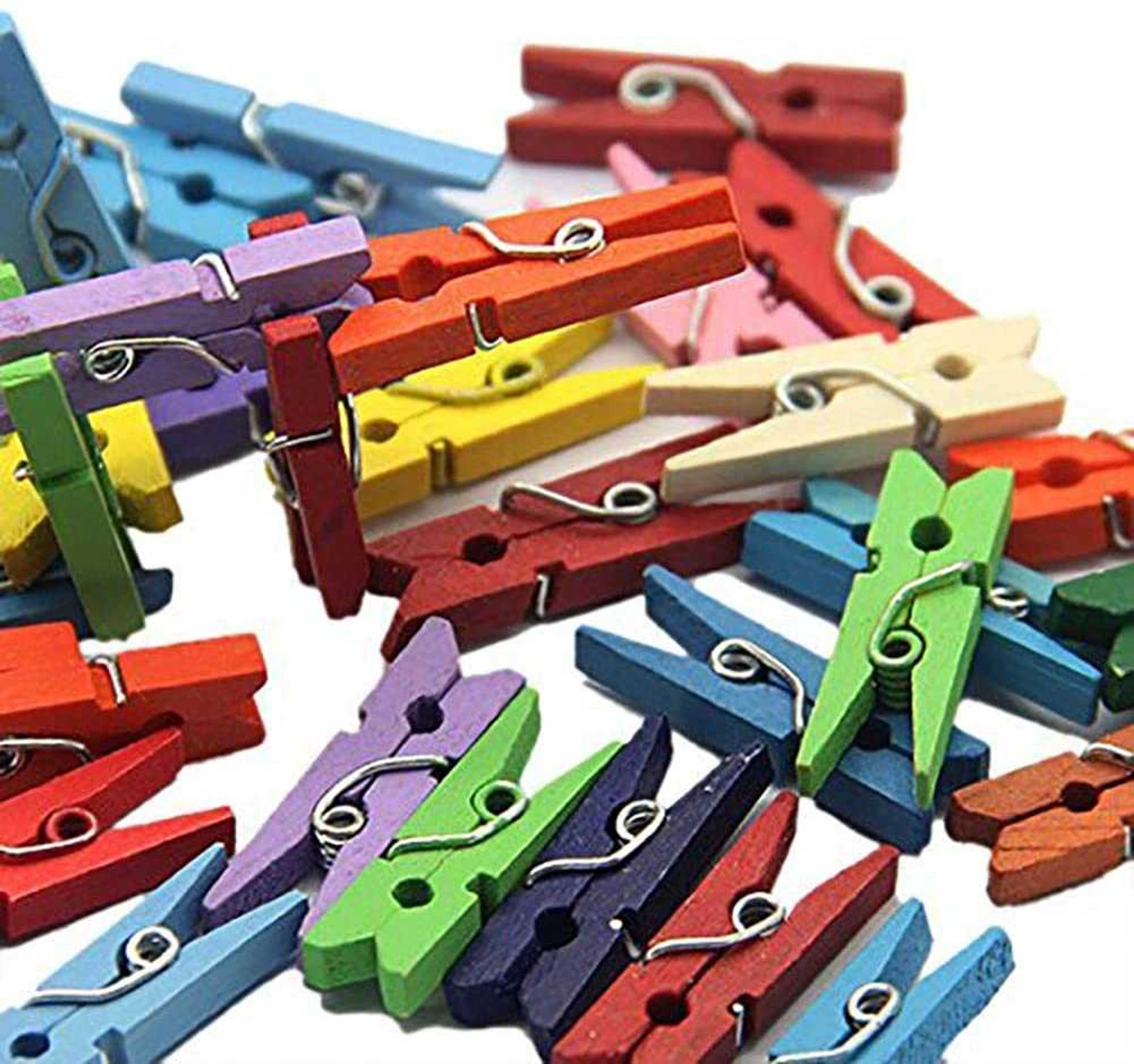 plastic clothes pegs strong grip