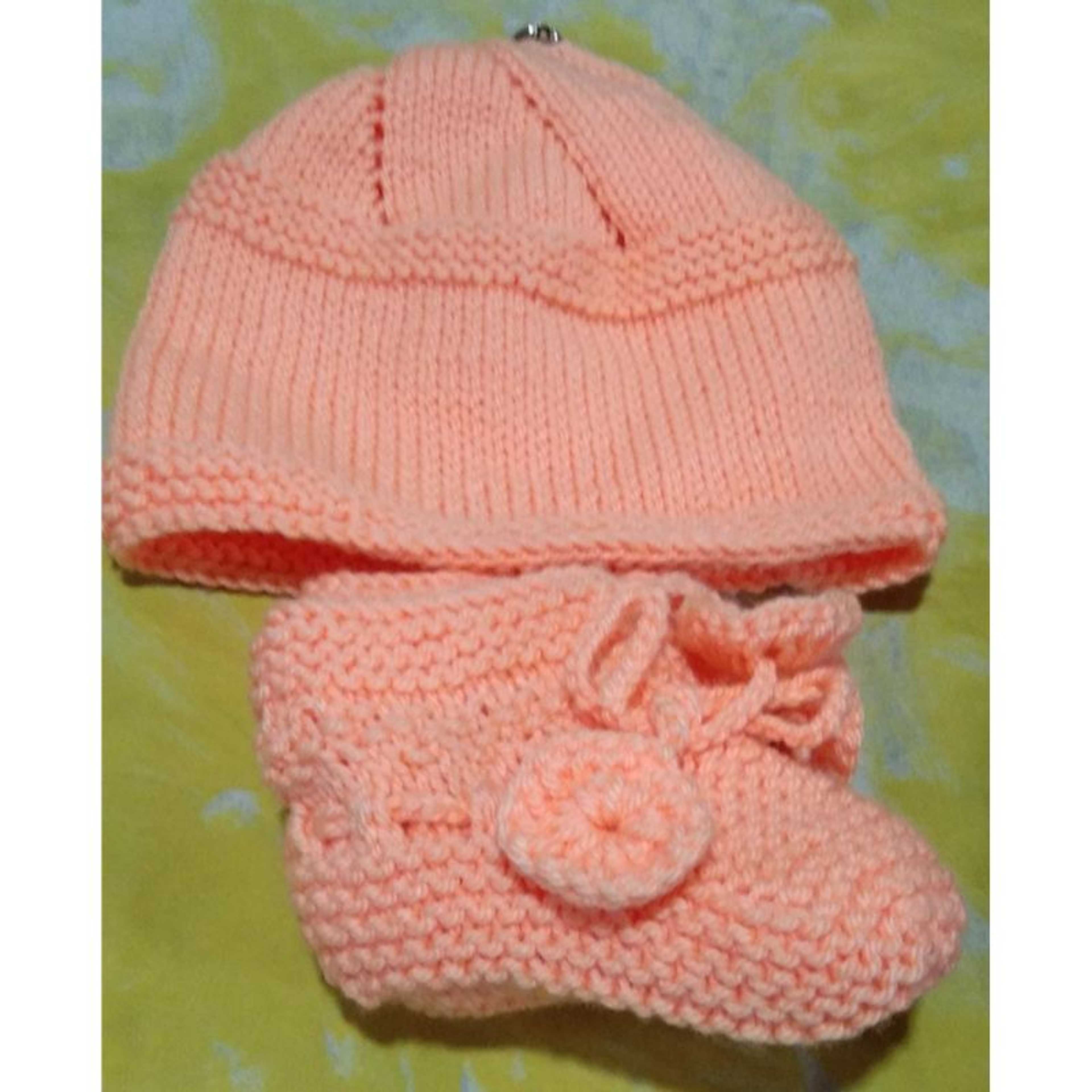 Knitted Cap for Babies - Peach