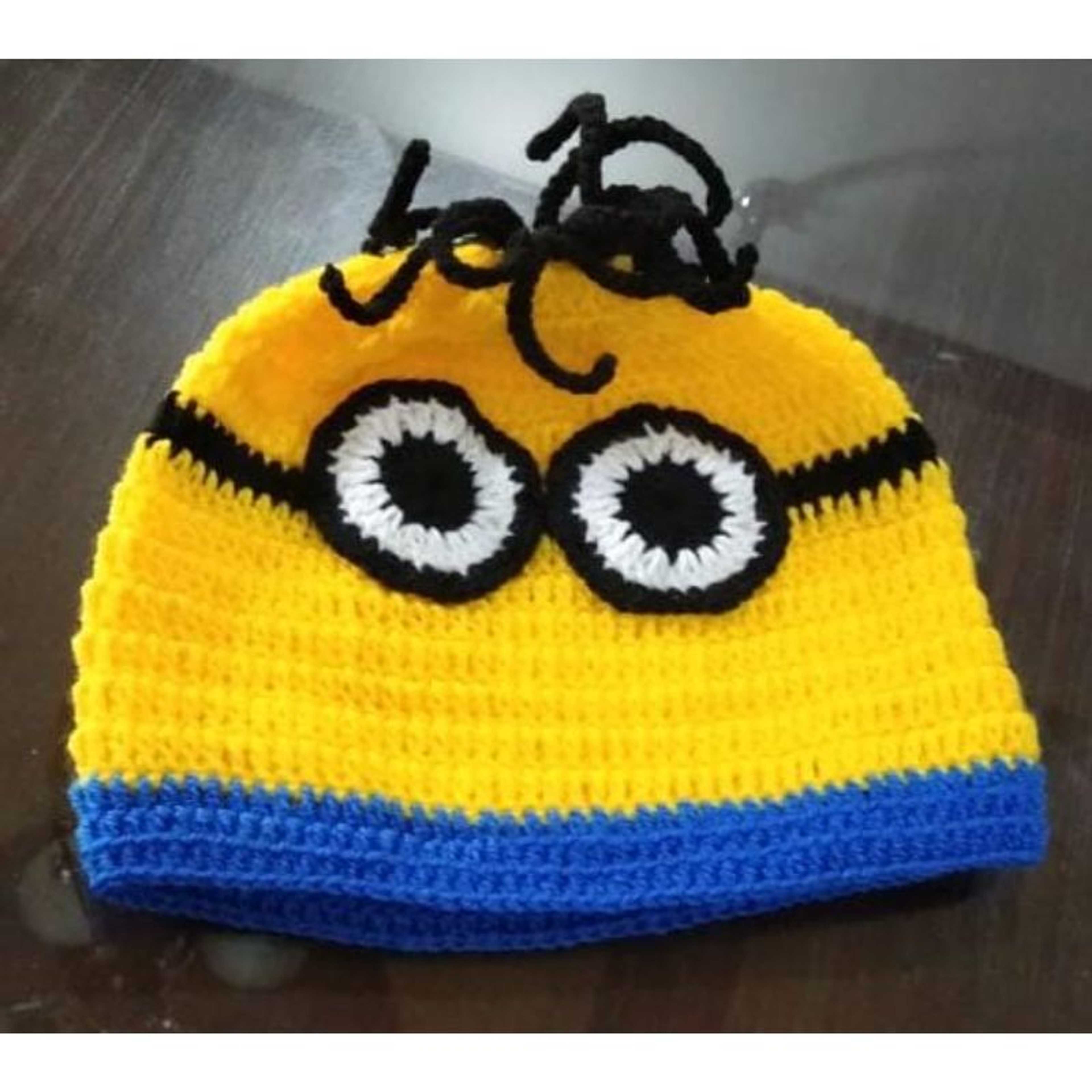 Knitted Minion Cap for Babies