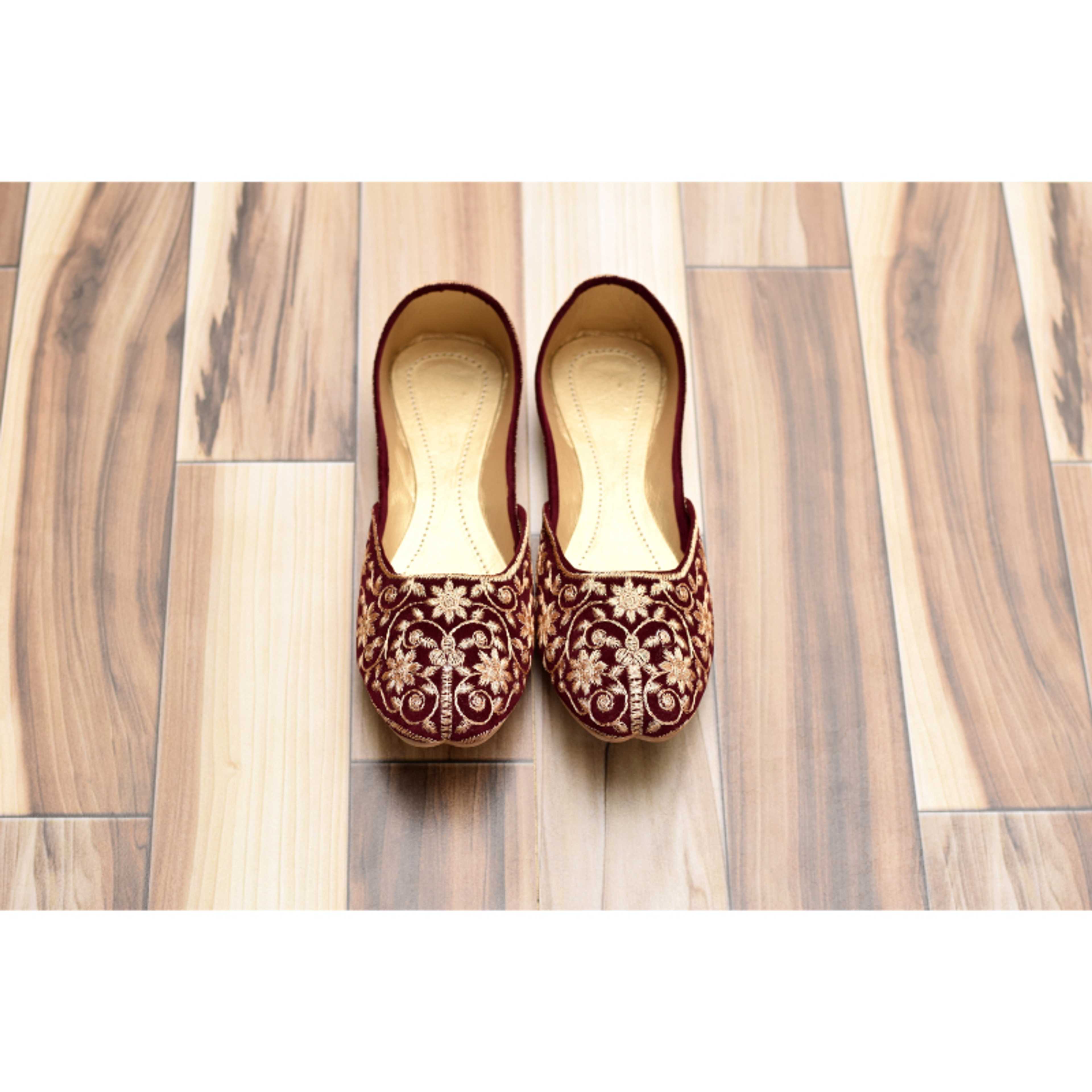Tilla Work Karhai Khussa For Girls in Maroon Color - Product Main Image