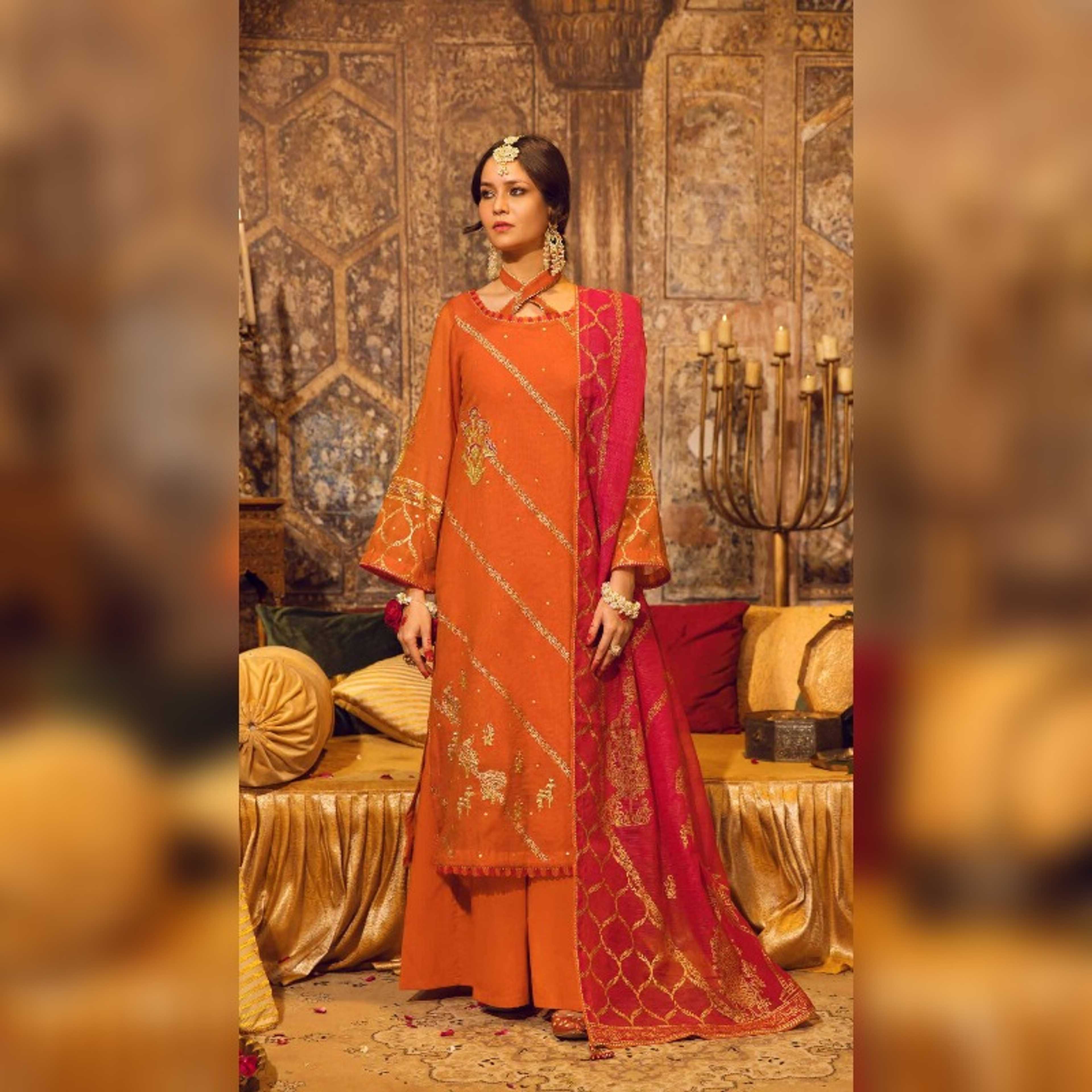 Gul Ahmed 3Pcs Gold Printed Net Dupatta Gold & Lacquer Printed Cotton Net Shirt with Handwork on Front & Sleeves Dyed Inner & Trouser (FE32104)