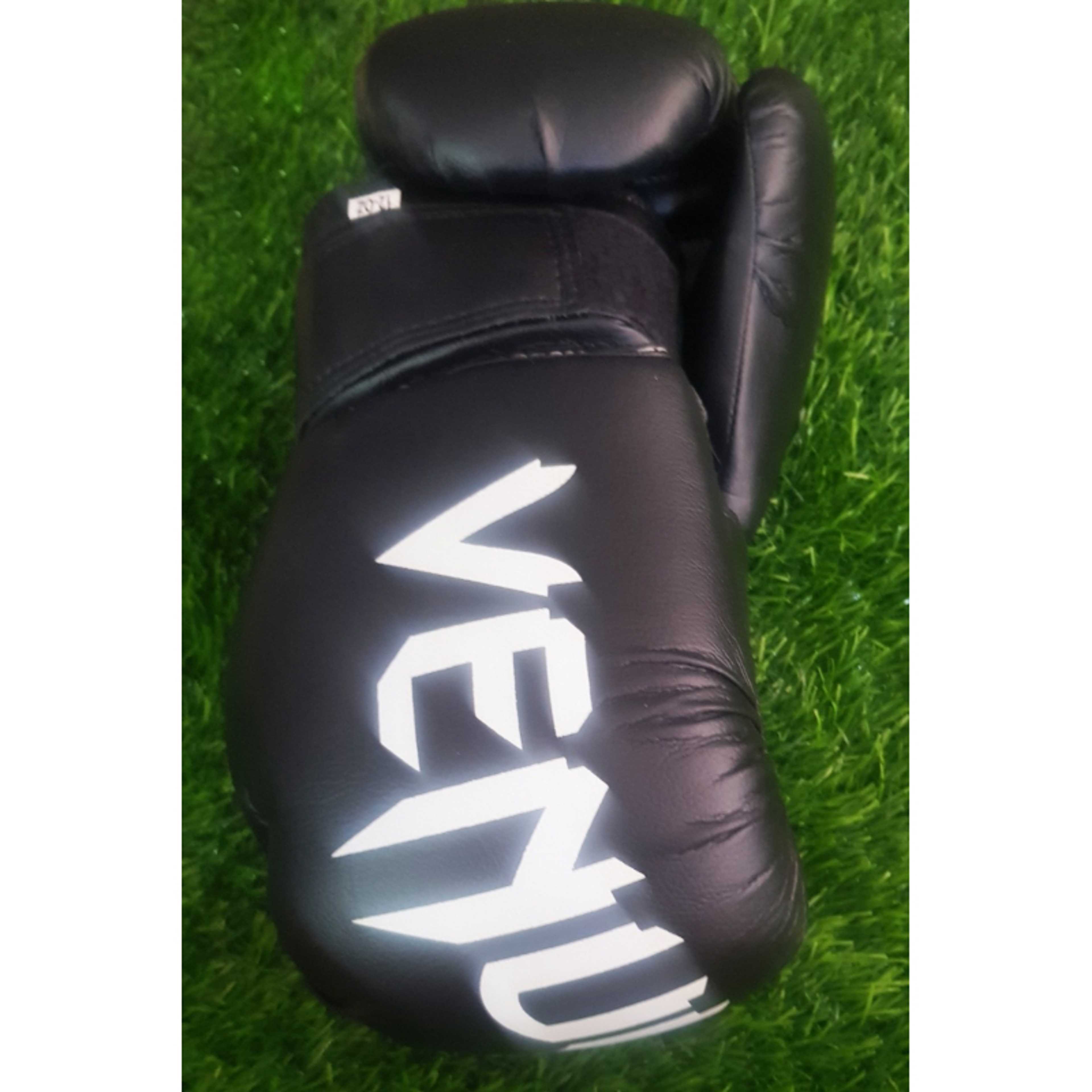 Venum Kick Boxing Gloves PU Karate Training Adult Punching Gloves High Quality