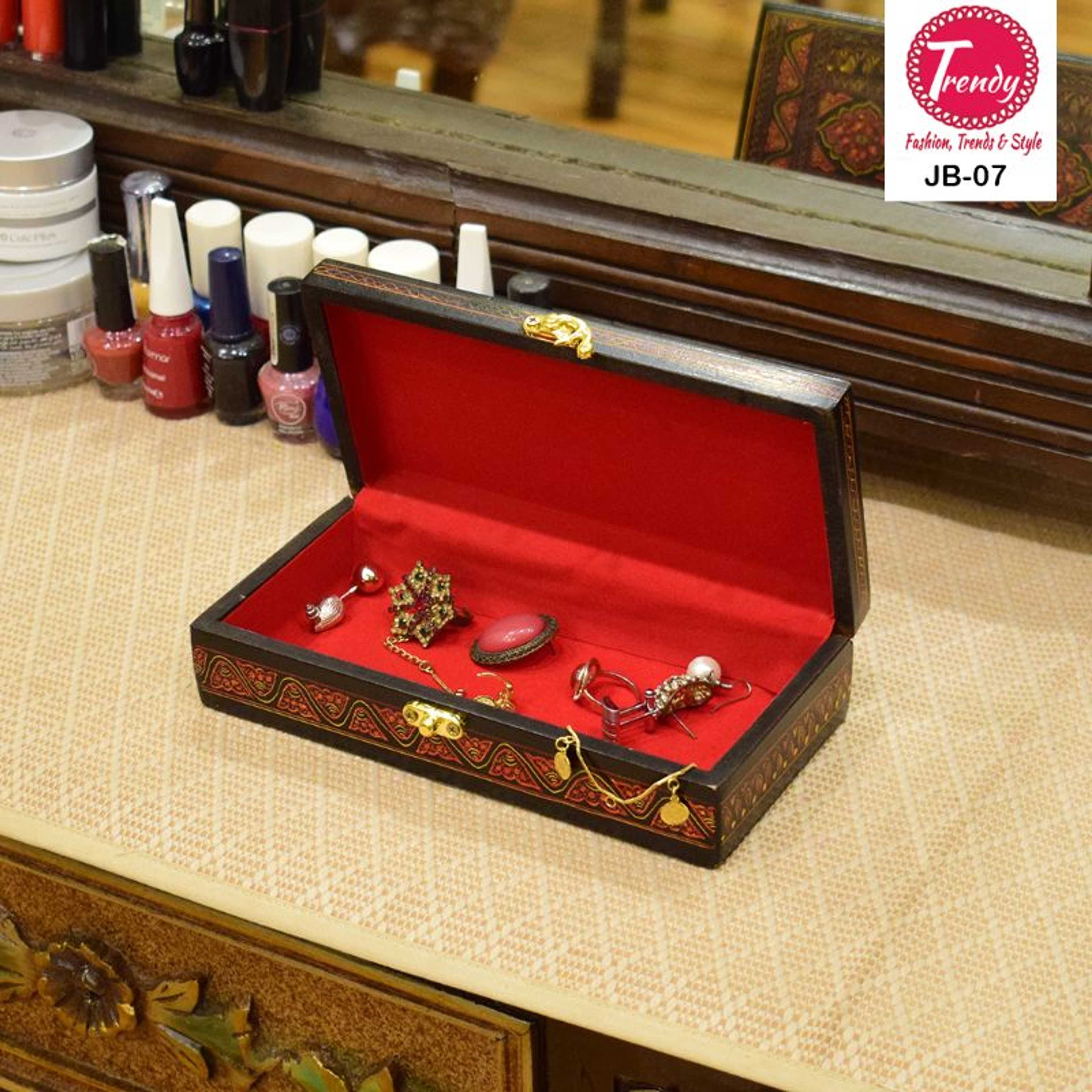 Hand Crafted Jewelry Box Lacquer Art JB-07