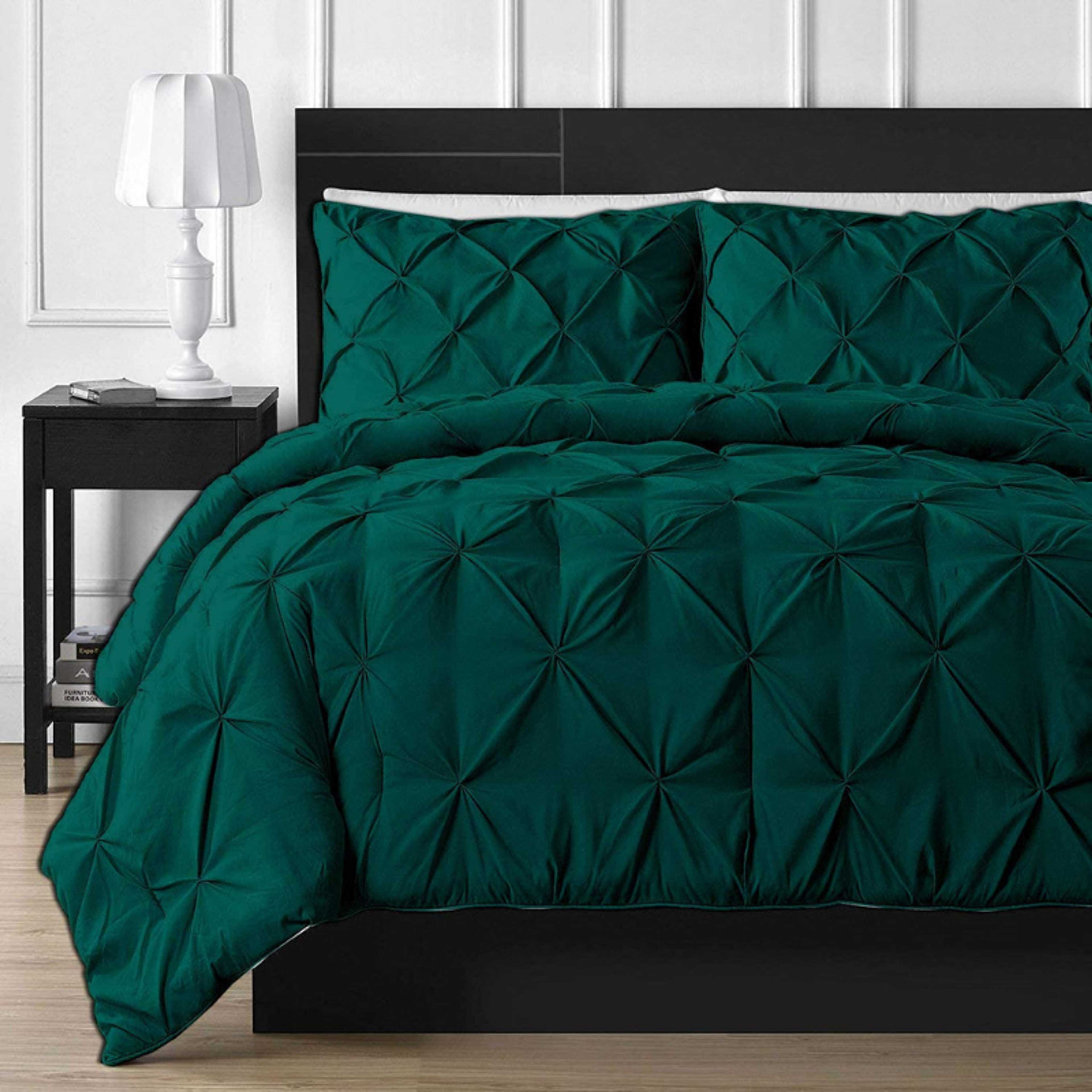 Deluxe Emerald green Pintuck Duvet Covers Set - 8 Pieces