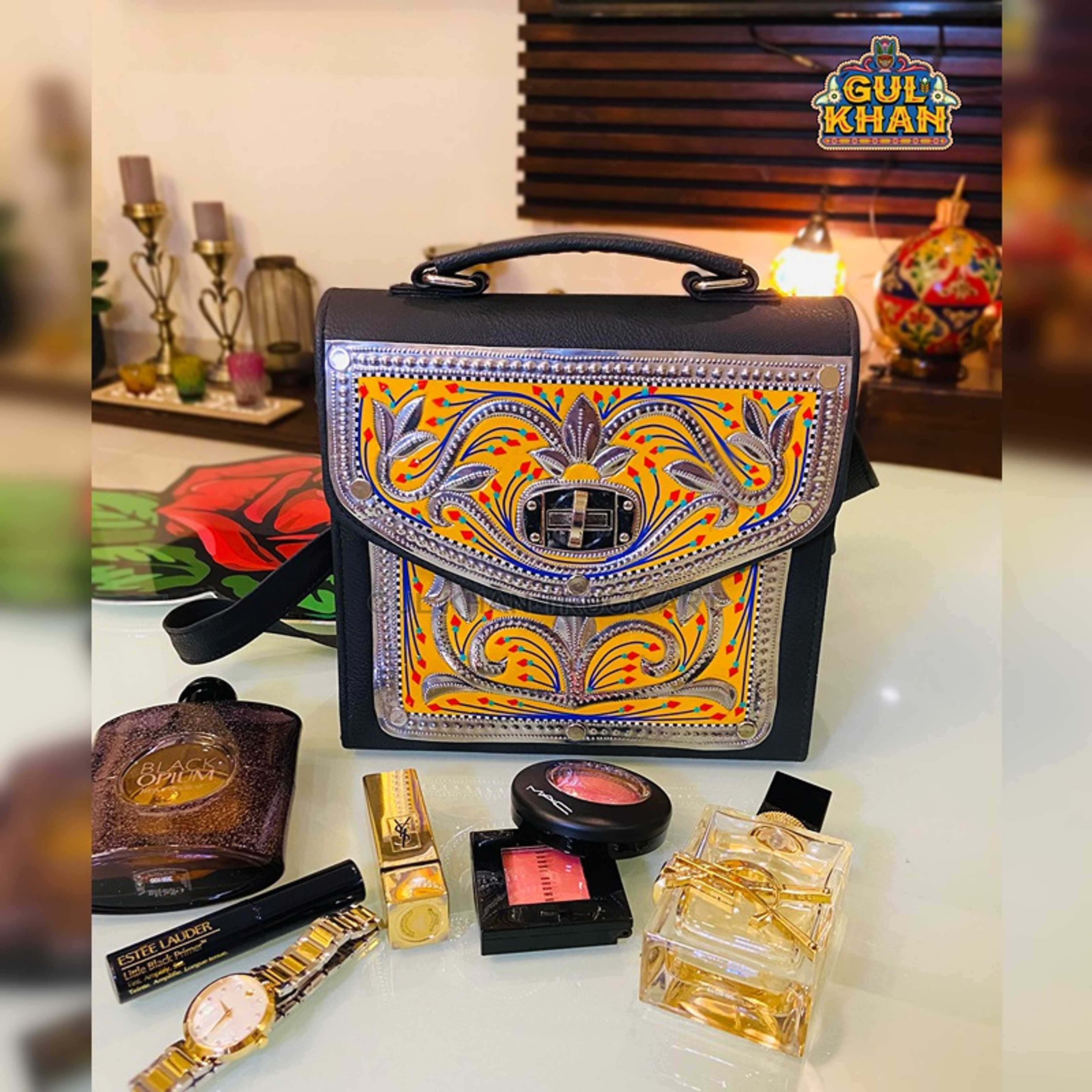 Handmade Handbag 1010 - Product Main Image