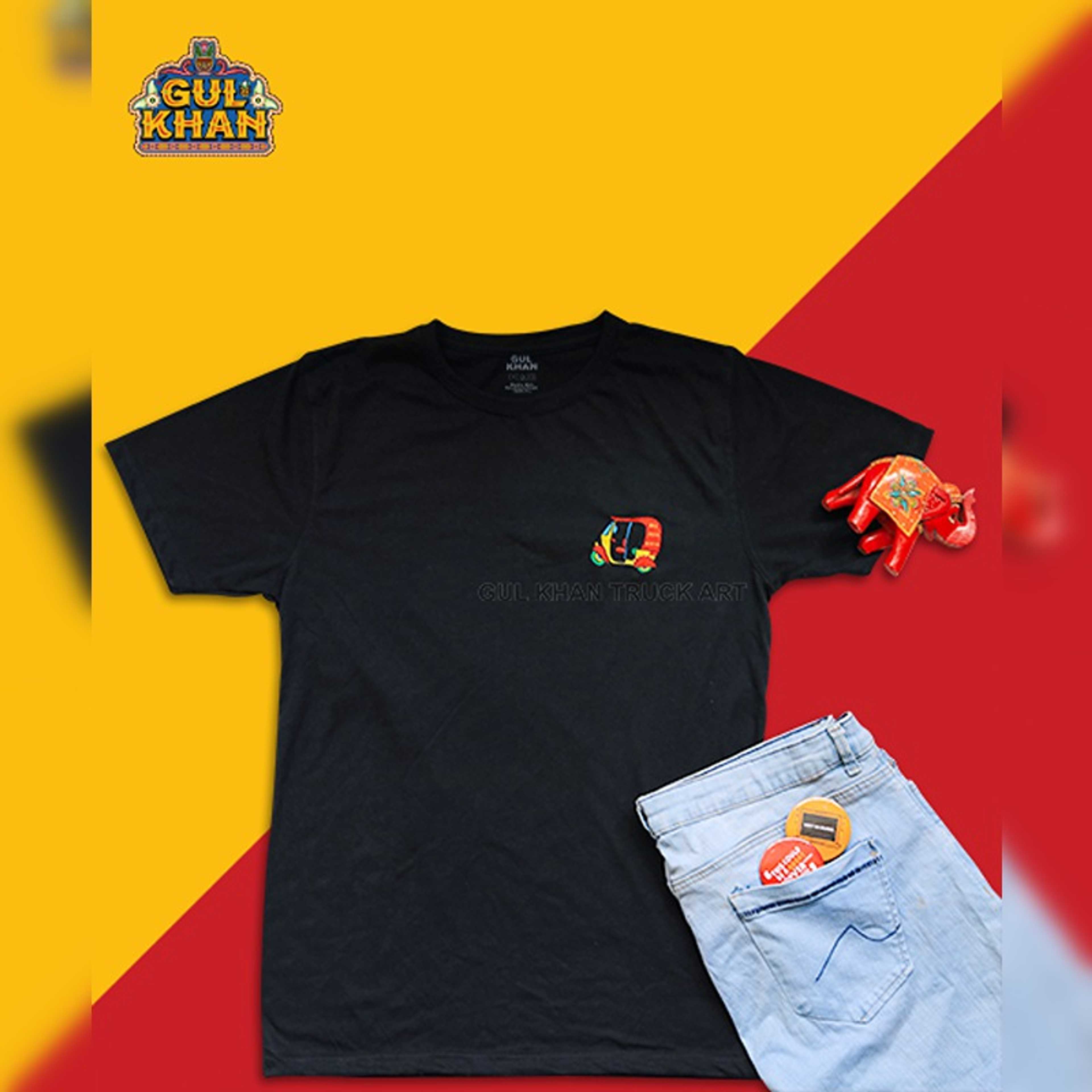 T-Shirt 002 - Product Main Image