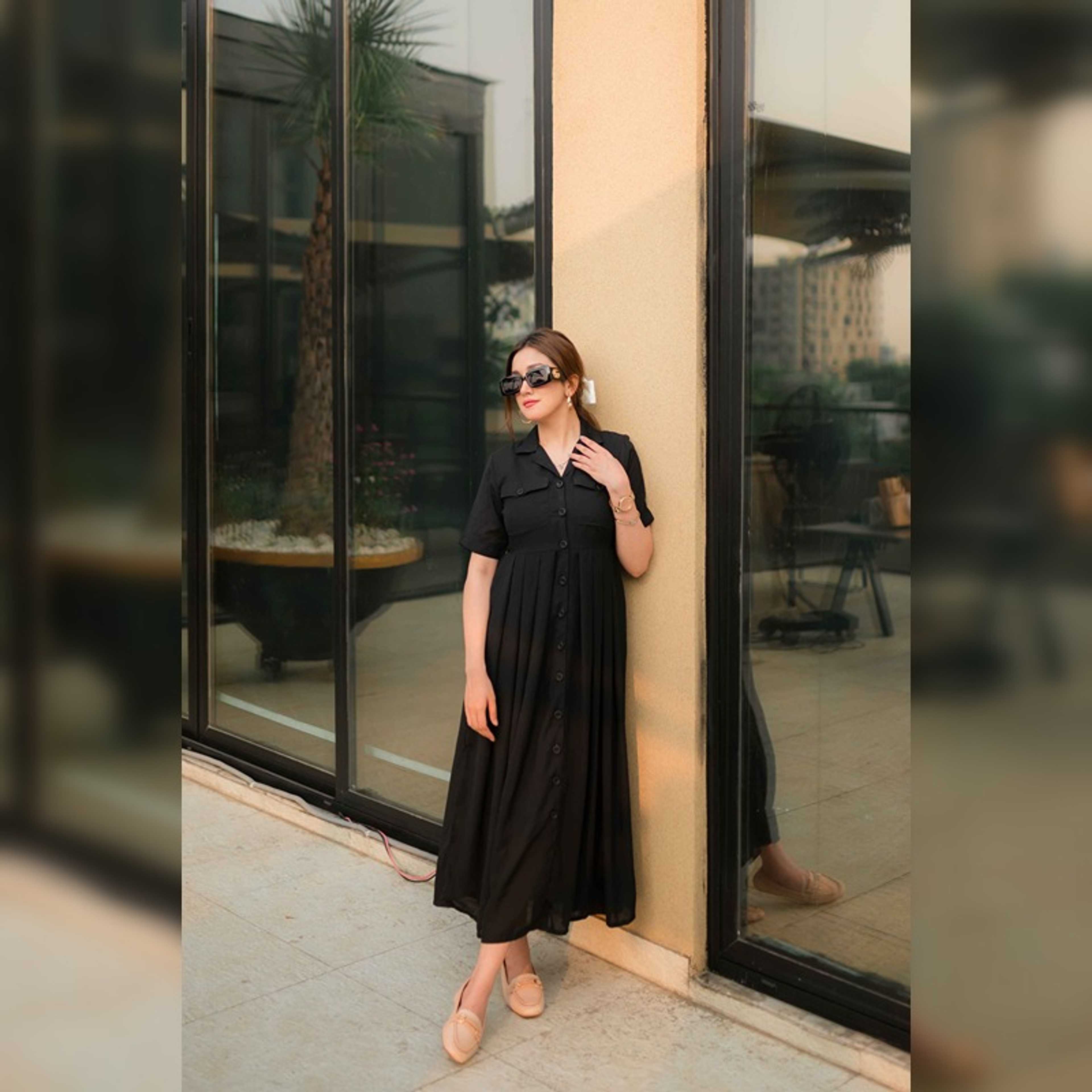 Elegant Buttonline Maxi - Product Main Image