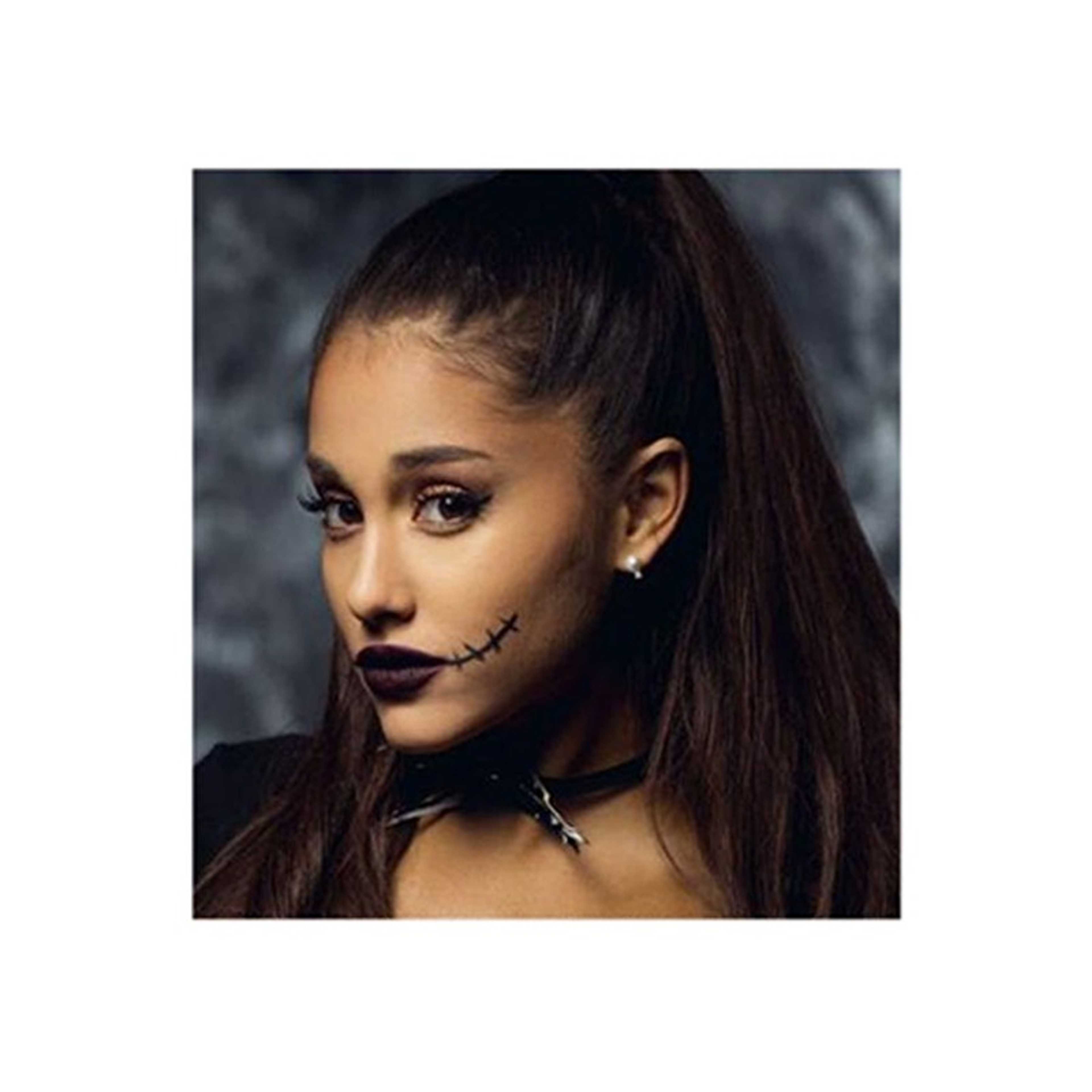 Ariana Grande MDF Wall Art Multicolour 30x30centimeter - Product Main Image