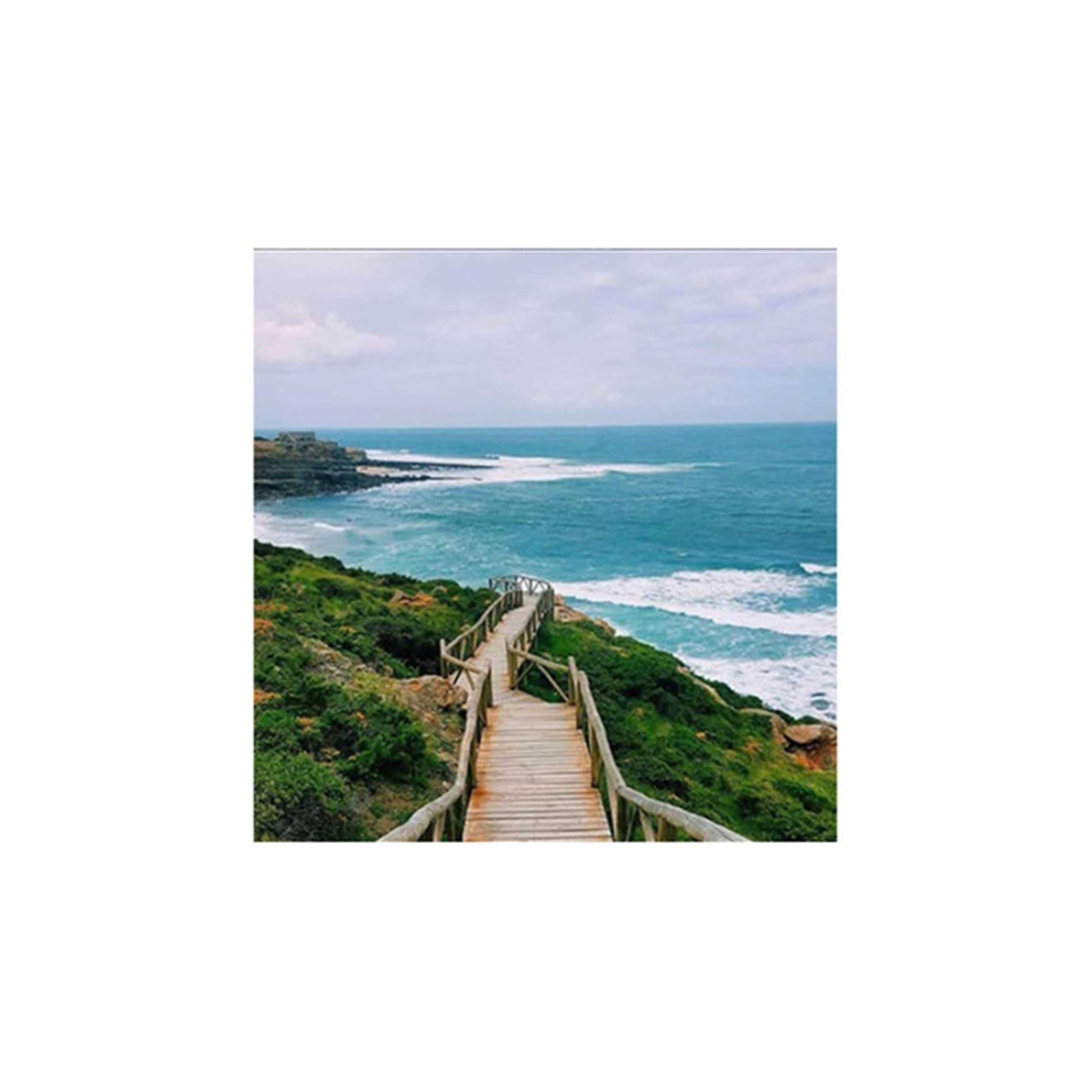 Bridge Wooden Wall Art Multicolour 30x30cm - Product Main Image