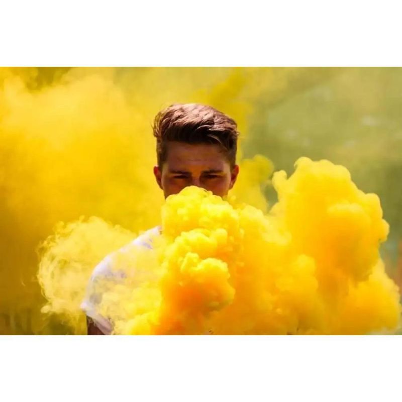 Artificial Color Smoke Bommb For Photography Effect, Parties, Wedding -- 60 Seconds Timing