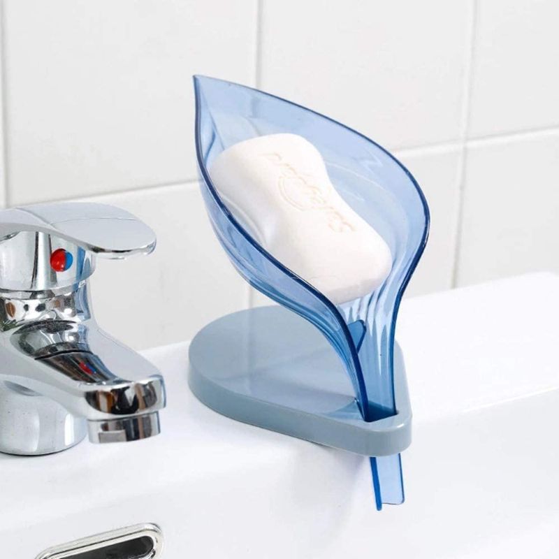 Random Color Leaf Shape Self Draining Plastic Soap Holder Self Adhesive Soap Dish Soap Case Drainage Soap Base for Shower Bathroom Kitchen