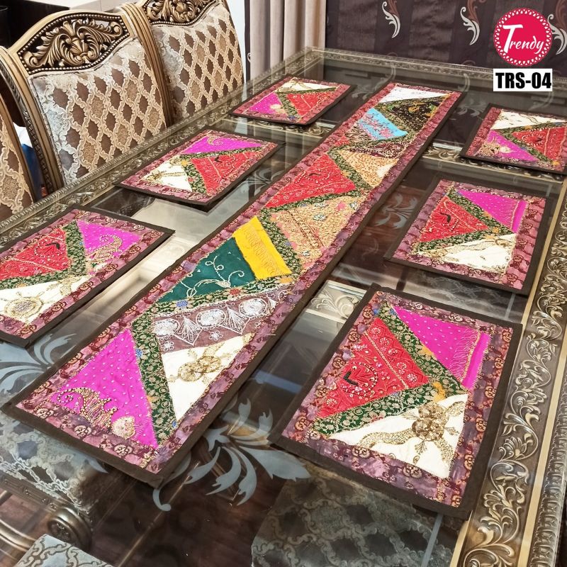 Sindhi Hand Embroidery Runner Set And Place Mat Set TRS-04