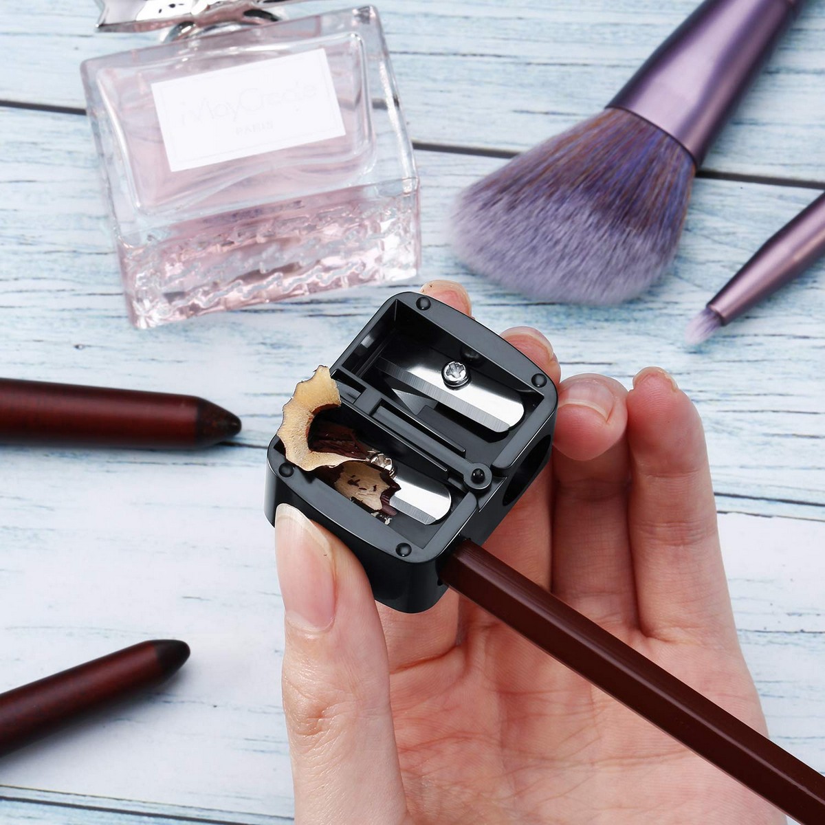 New Double Holes Cosmetic Sharpener Pencil Sharpener For Cosmetic Brush/Eyeliner Pencil/Makeup Pencil Useful