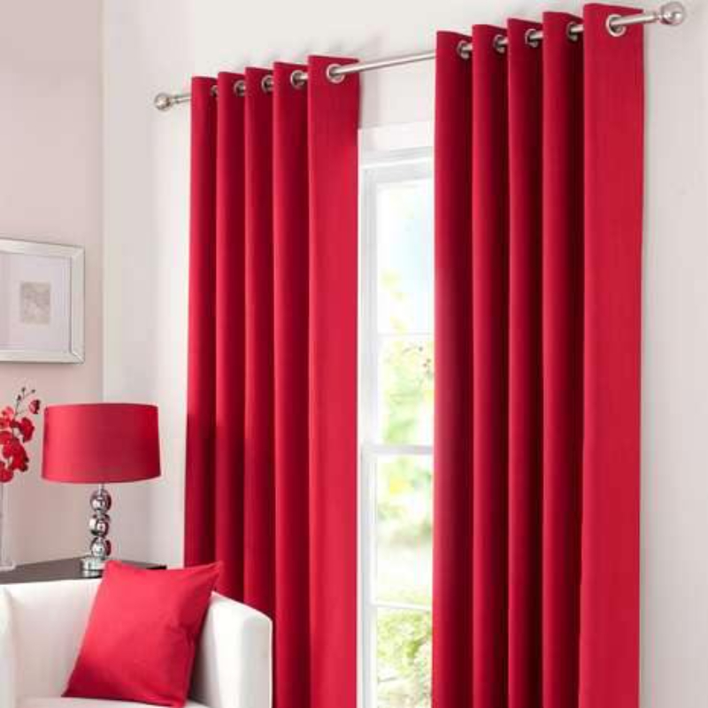 Pack of 2 Plain Dyed Eyelet Curtains with linning - Red