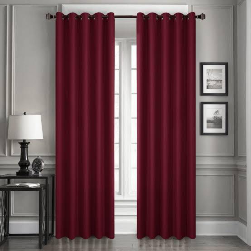 Pack of 2 Plain Dyed Eyelet Curtains with linning - Maroon